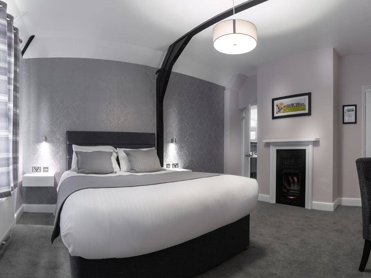 Triple Room in Salisbury, Wiltshire