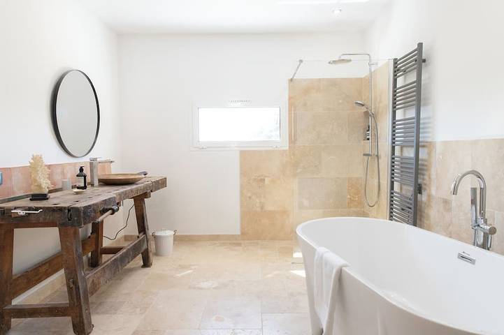 Location de vacances pour 2 personnes, avec jacuzzi à Lançon-Provence - 2