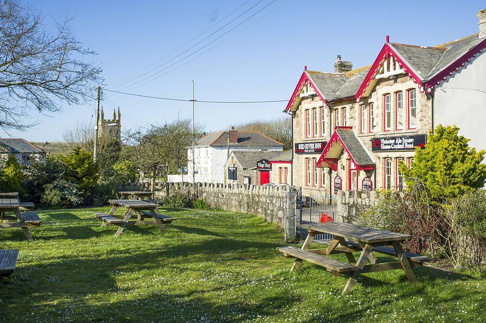 Ganze Wohnung, Longships Apartment - Apartment mit zwei Schlafzimmern, 15 Gehminuten vom Strand entfernt in Gwithian, Cornwall