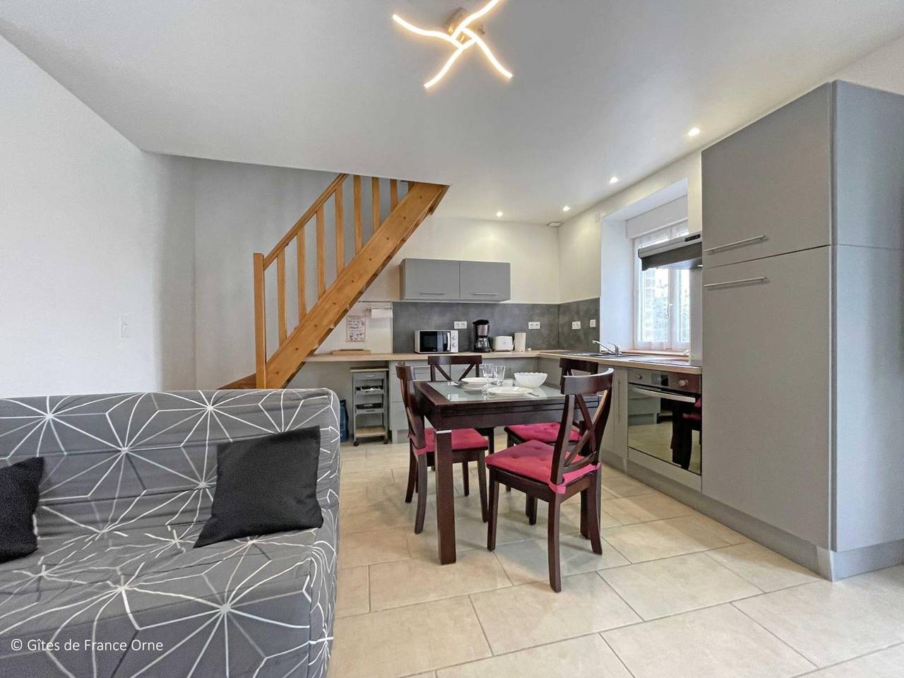 Gîte lumineux rénové avec animaux acceptés, parking et Wifi en Suisse Normande in Saint-Pierre-du-Regard, Région d'Argentan