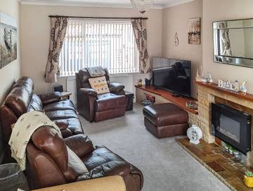 Log Cabin for 7 People in Filey, North Yorkshire, Photo 1