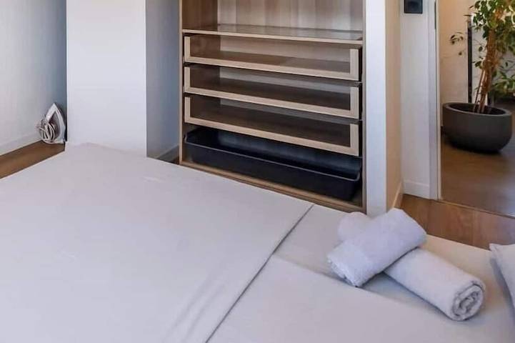 Location de vacances pour 8 personnes, avec piscine dans Feigères