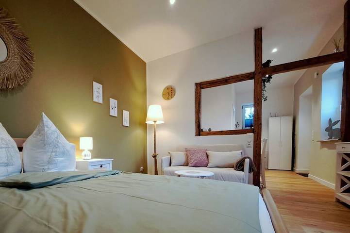 Ferienwohnung für 3 Personen, mit Whirlpool und Sauna sowie Terrasse und Garten, mit Haustier in Walsrode