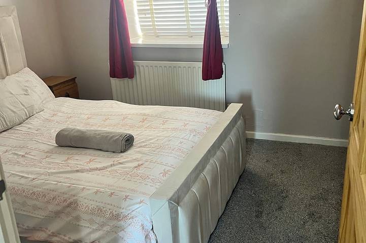 Beautiful home in peaceful neighbourhood  with great amenities around in Wigan, Grand Manchester