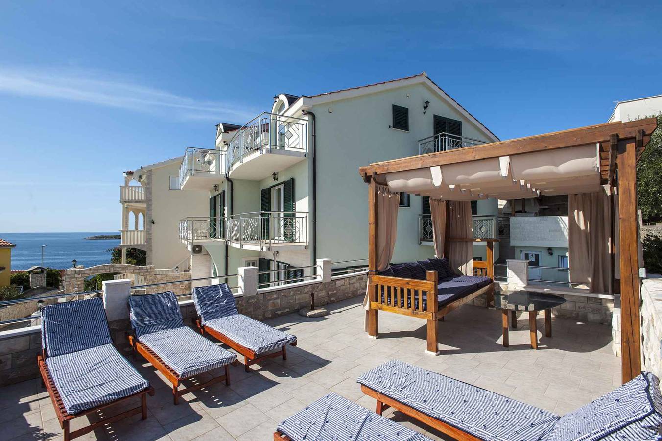 Villa for 12 People in Marina, Split-Dalmatia