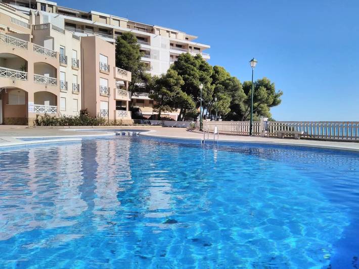 Appartement de vacances pour 6 personnes, avec Terrasse ainsi que Jardin et Piscine