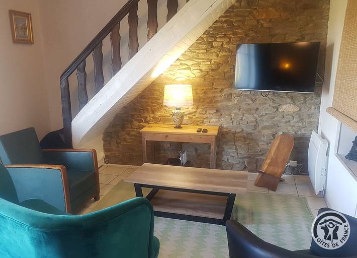 Gîte pour 4 personnes, avec jardin dans Rhône - 3