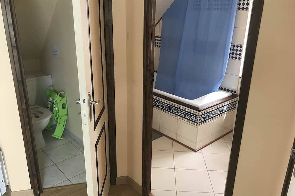 Comfortable barn conversion in the Perigord Noir countryside. in Rouffignac-Saint-Cernin-de-Reilhac, Périgord Noir