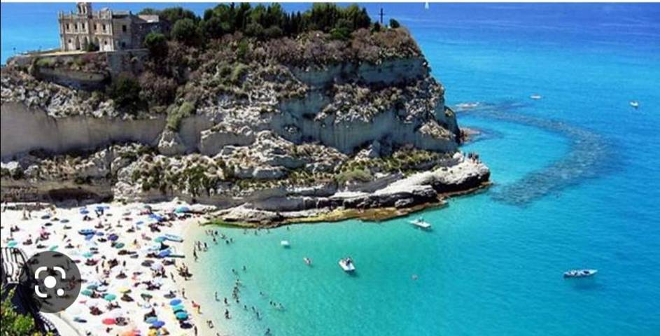 Location de vacances pour 3 personnes, adapté aux familles à Zambrone - 2