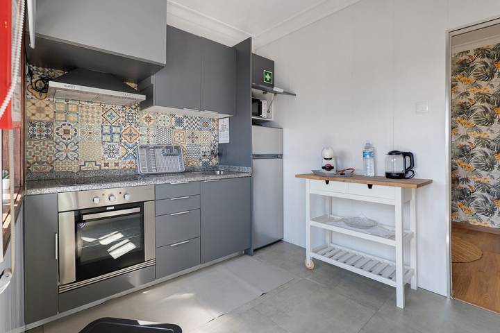 Entire apartment, Vitóriahouse – Your Cozy Retreat in Gaia in Vilar de Andorinho, Porto District