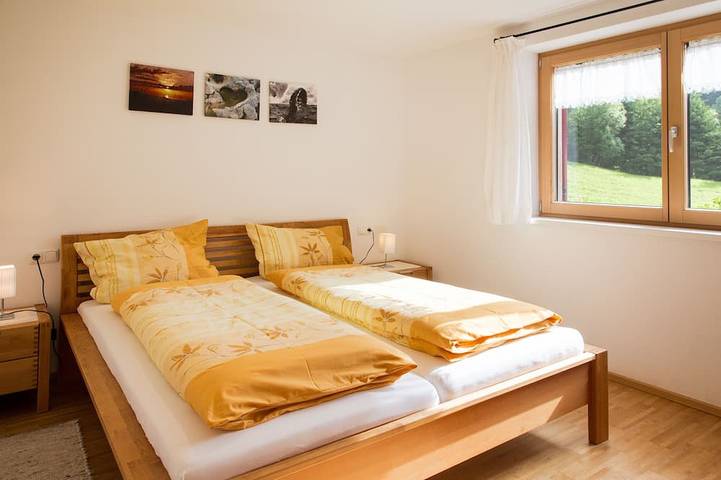 Gîte pour 4 personnes, avec jardin à Bezau - 2