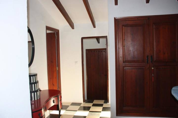 Chalet para 2 personas, con vistas además de piscina y jardín en Provincia de Alicante - 3