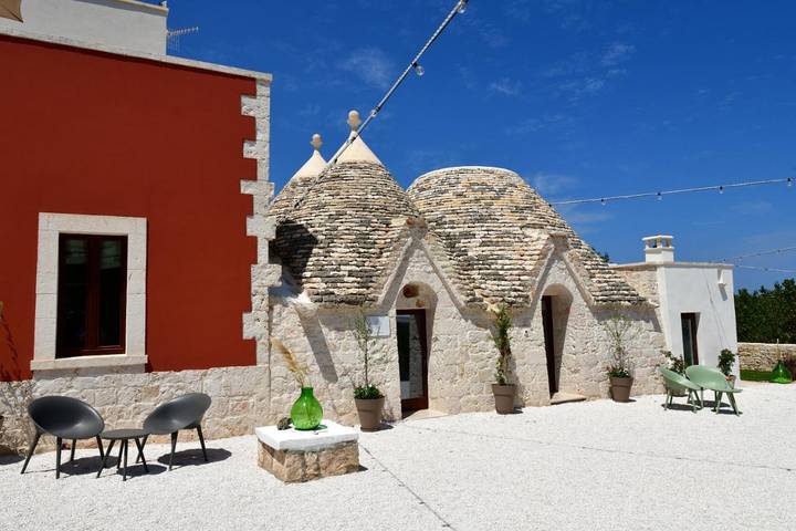 Trullo per 4 persone, con giardino e panorama nonché piscina, con animali domestici a Monopoli