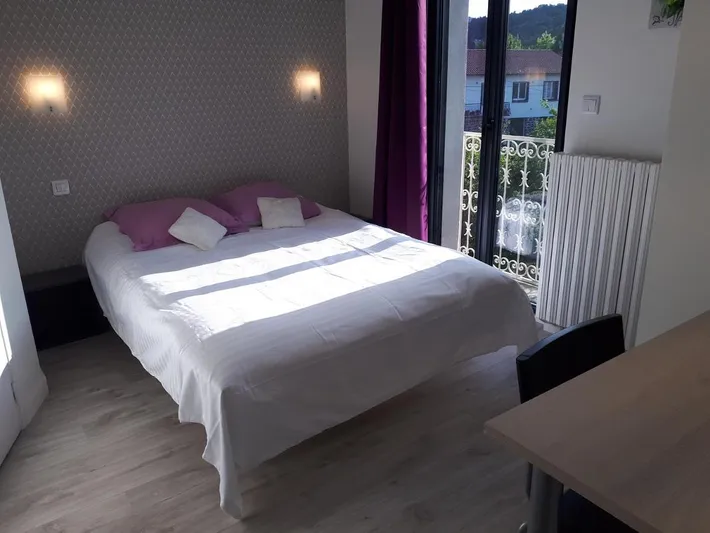 Aparthotel para 2 personas, con jardín y terraza - 1