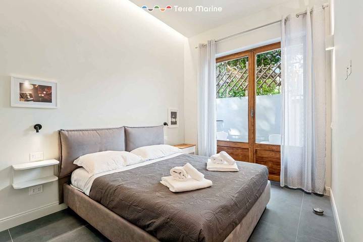 Ganze Wohnung, Ferienwohnung für 2 Personen mit Garten in La Spezia (By), La Spezia