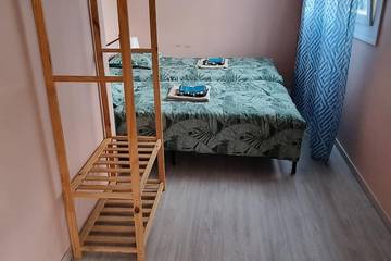 Appartement De Vacances pour 6 Personnes dans Saint-Denis, Seine-Saint-Denis, Photo 2