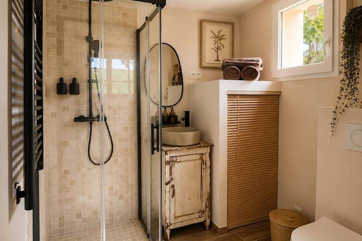 Ganze Wohnung, Romantic Suite for 2 People • Private Jacuzzi • Exclusive Pool • Provence in Trans-en-Provence, Draguignan Region