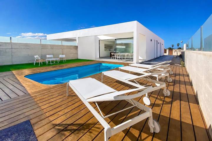 Maison de vacances pour 5 personnes, avec Terrasse ainsi que Jardin et Piscine