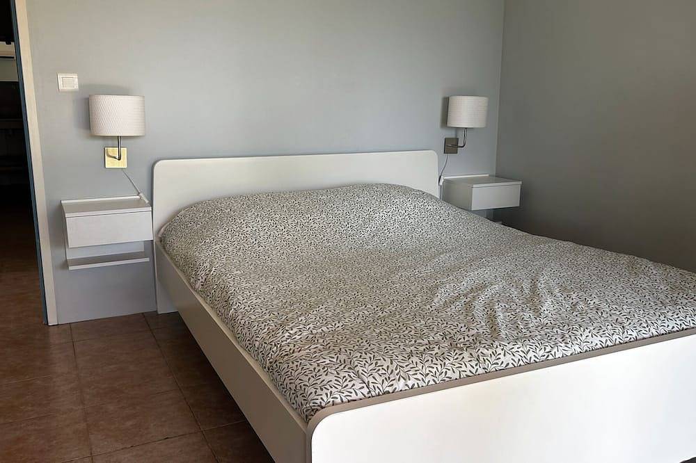 Appartamento intero, Appartamento con 3 camere da letto (piede pieno) in residence con piscina, a 250 metri dalle spiagge in Cappiciolo, Olmeto