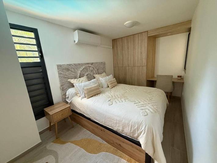 Appartement de vacances pour 3 personnes, avec jardin et piscine