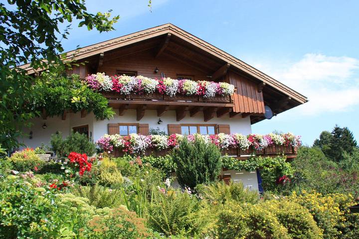 Appartement entier, Appartement de vacances pour 3 personnes avec balcon in Regen (Ostbayern), Bavière Orientale