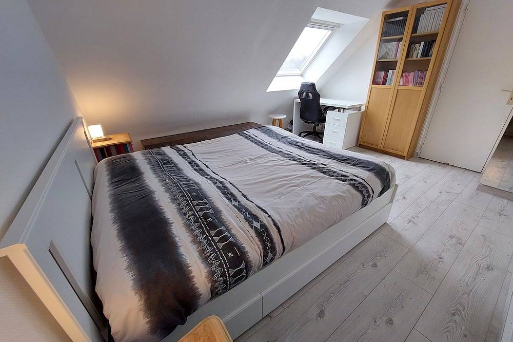 Appartement entier, T2 coeur de ville avec parking et au calme in Quimper, Région de Quimper