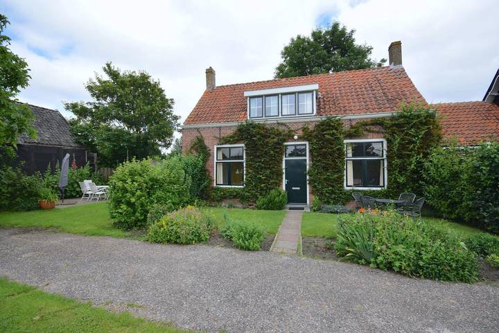 Ferienhaus für 5 Personen, mit Balkon/Terrasse und Terrasse
