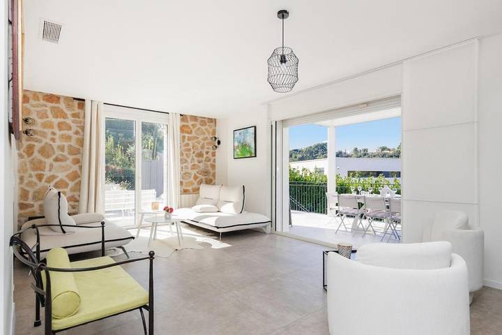 Chalet para 10 personas, con vistas además de terraza y piscina - 1