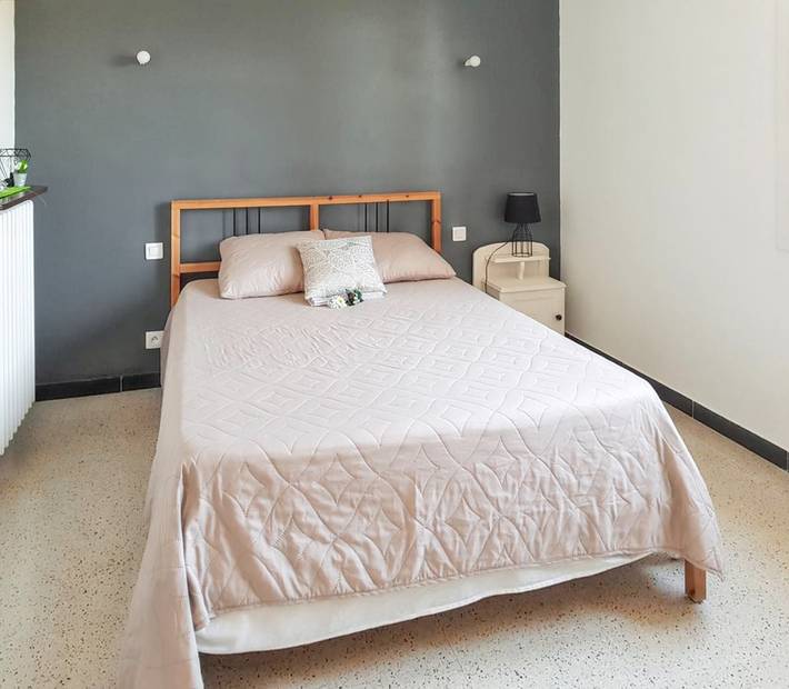 Location de vacances pour 8 personnes, avec terrasse et piscine à Monteux - 4