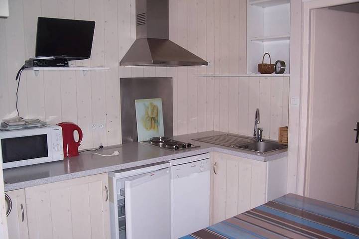 Cottage for 4 people, with Garden in Ile de Re