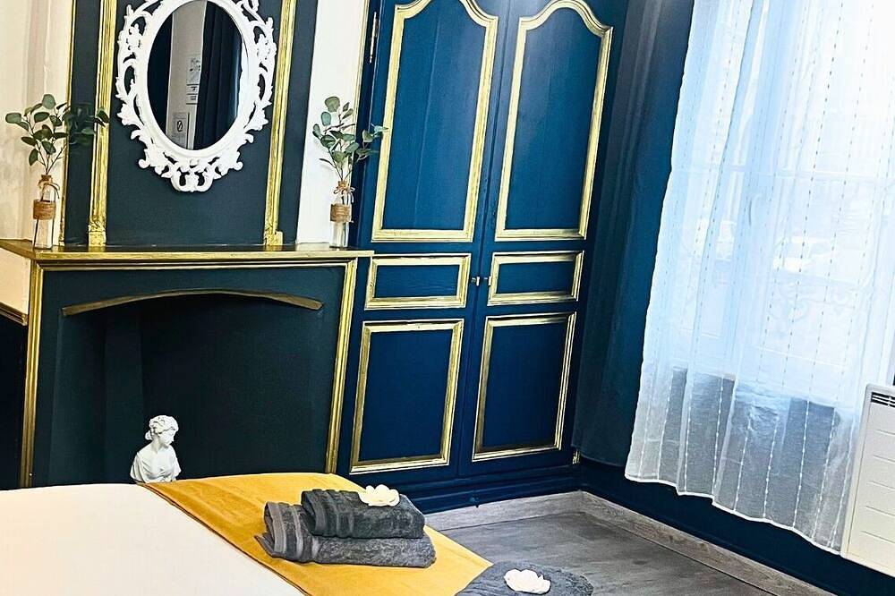 Entire apartment, Studio Royal / Saint-omer Centre in Saint-Omer, Saint-Omer region