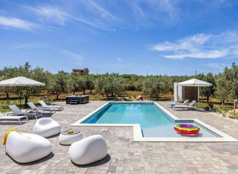 Three-Bedroom Villa in Partinico, Provincia di Palermo