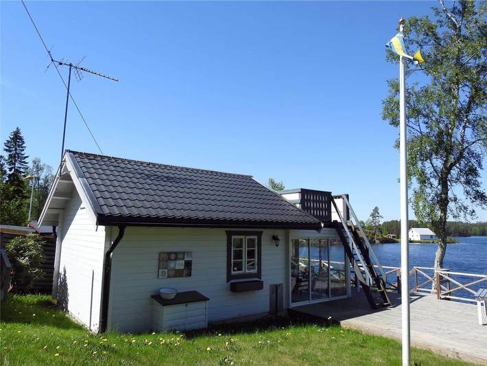 Ferienhaus für 4 Personen, mit Terrasse und Seeblick - 1