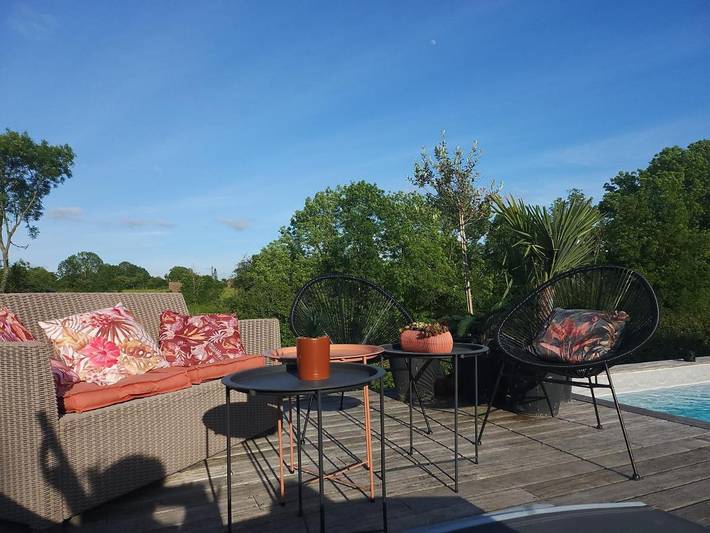 Gîte pour 4 personnes, avec vue ainsi que jardin et piscine, animaux acceptés à Quetteville - 4