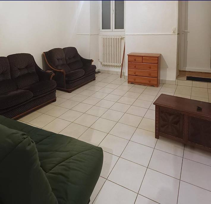 Location de vacances pour 12 personnes, avec terrasse, animaux acceptés à Ruffec - 4