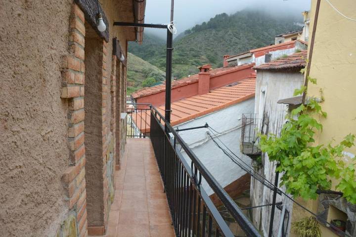 Casa rural para 6 personas, con Balcón y Terraza además de Jardín y Vistas en Extremadura - 4