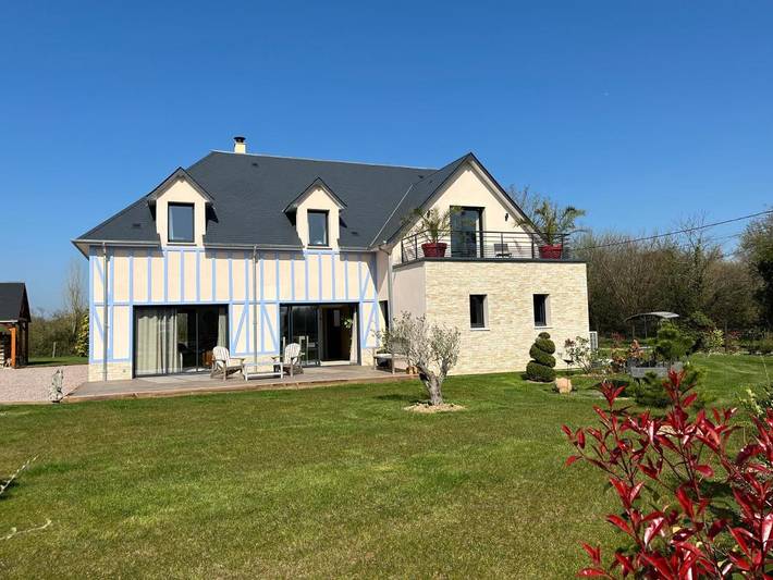 Gîte pour 2 personnes, avec Jacuzzi ainsi que Terrasse et Jardin à Saint-Philbert-des-Champs