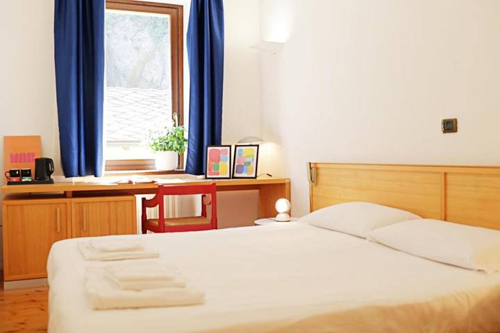 Hôtel pour 2 personnes, avec vue et terrasse, animaux acceptés à Bard