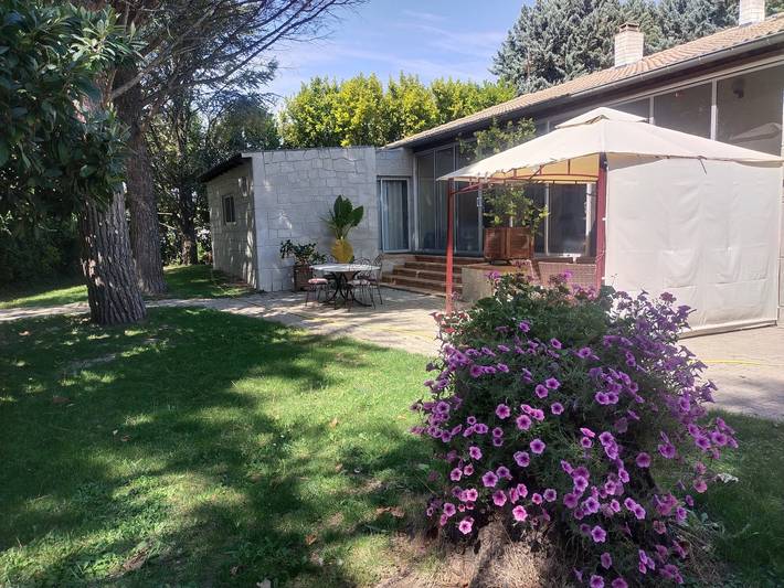 Location de vacances pour 6 personnes, avec jardin et jacuzzi, adapté aux familles à Valréas - 2