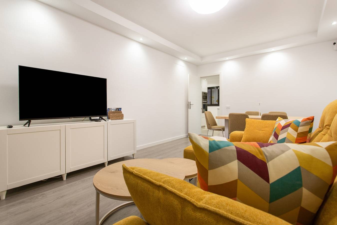 Ganze Wohnung, Ferienwohnung 'Obsidian Aquarela Costa Adeje' mit Gemeinschaftspool, Balkon und Wlan in Miraverde, Adeje