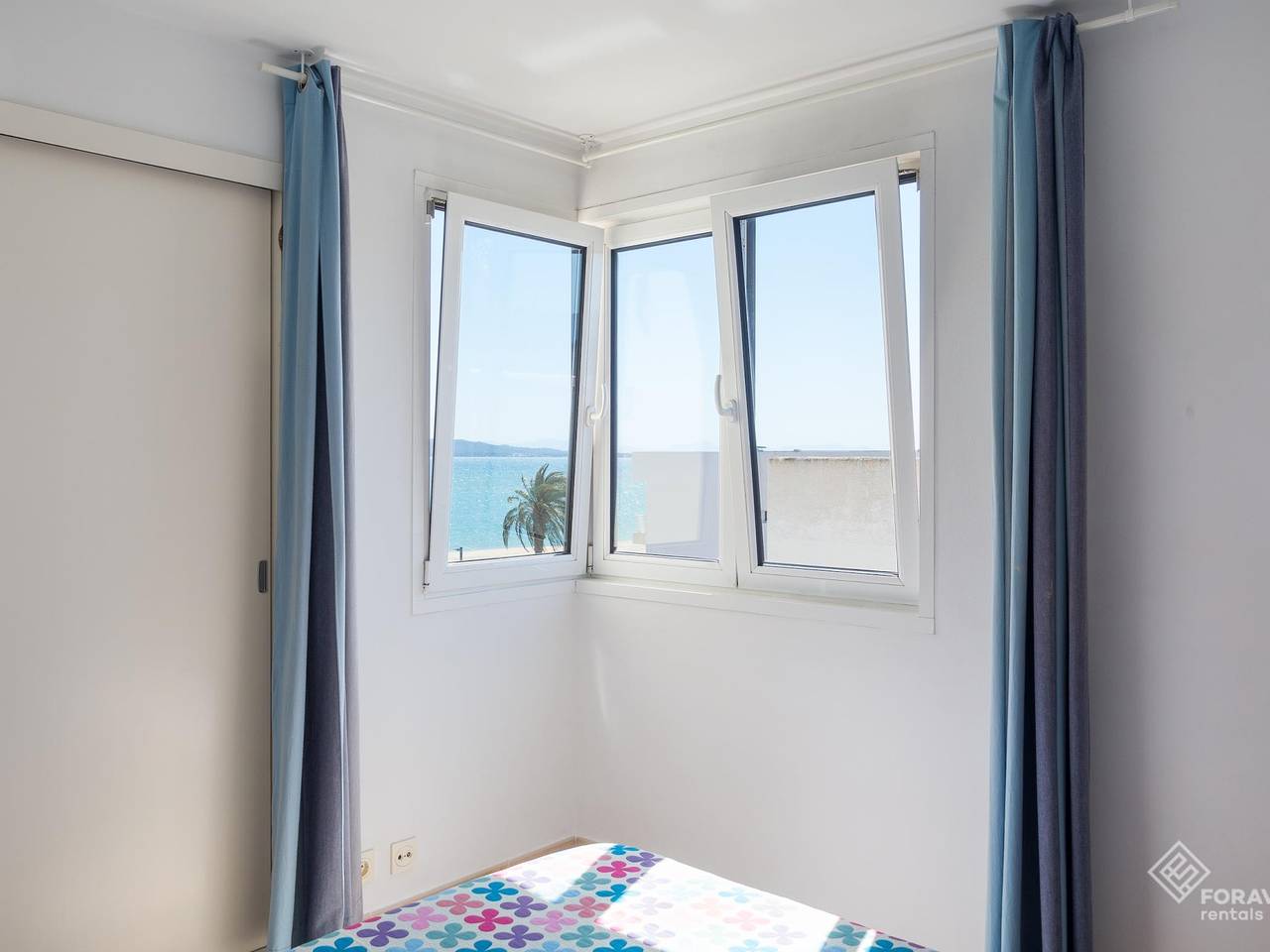 Entire vacation apartment, Tamarells 11 - Awesome apartment with jacuzzi and terrace overlooking the sea in Port de Pollença, Pollença