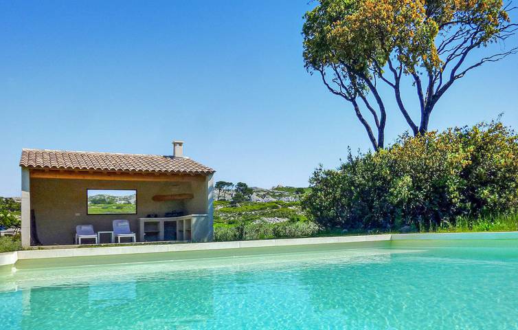 Apartamento de lujo con aire acondicionado, aparcamiento, cocina, piscina e Internet in Maussane-les-Alpilles, Region de Arles