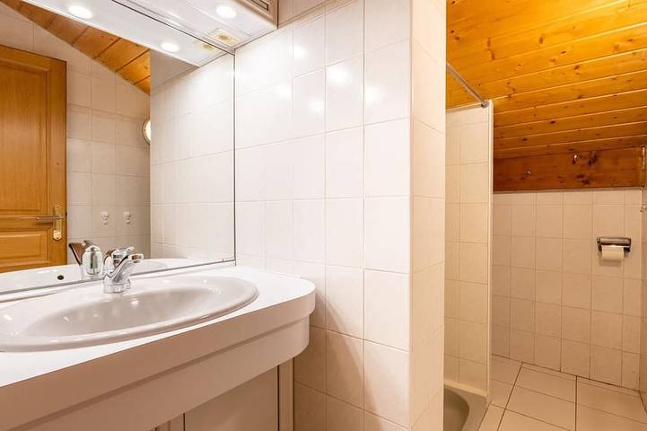 Gîte pour 6 personnes, avec Balcon/Terrasse dans Tete Du Danay - 4