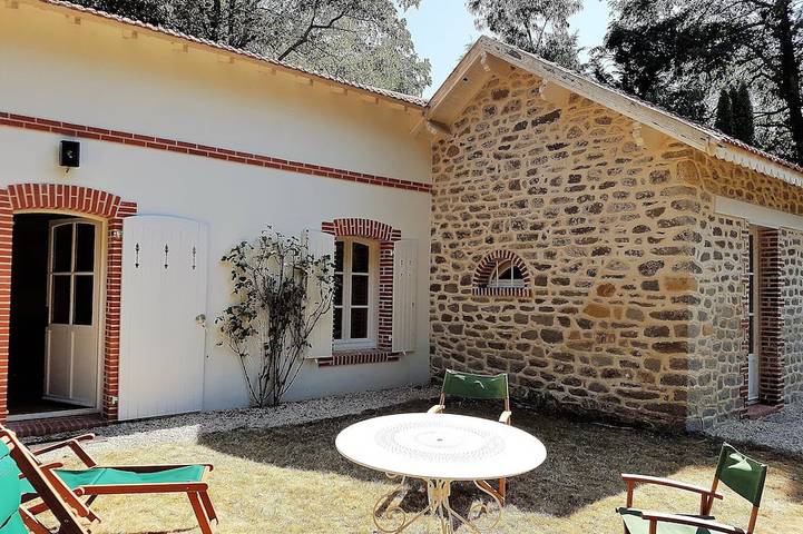 Location de vacances pour 6 personnes, avec jardin dans Plage des Dames