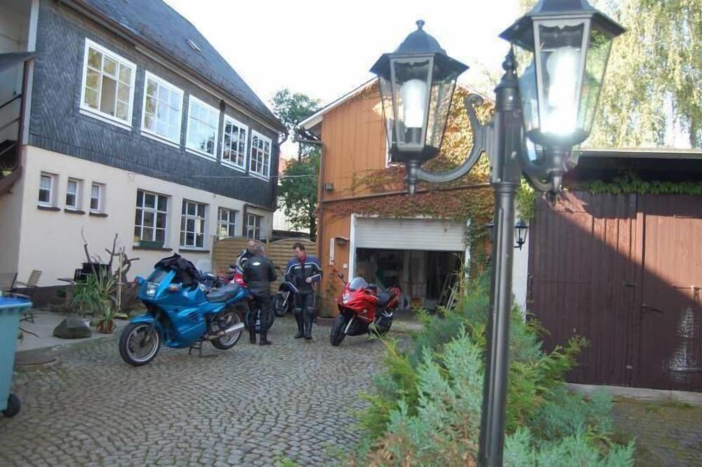 Ferienhaus Gehlberg für 1 - 10 Personen mit 8 Schlafzimmern - Ferienwohnung in Ein- oder Mehrfamilie in Gehlberg, Rennsteig