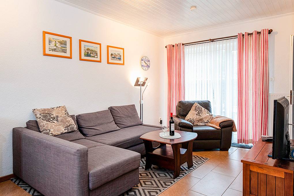 Ganze Ferienwohnung, Dat Fischlandhus, Fewo B in Neuhaus (Dierhagen), Dierhagen