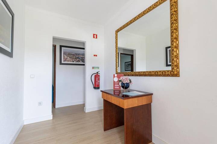 Gîte pour 2 personnes, avec Balcon ainsi que Terrasse et Vue dans Miranda do Corvo