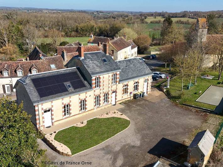 Gîte pour 15 personnes, avec jardin - 1
