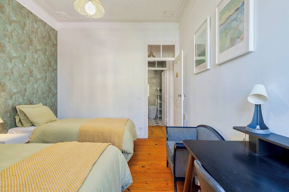 Apartamento entero, Casa Amarela de Sintra Ii, your spacious holiday home! in Sintra, Costa de Lisboa