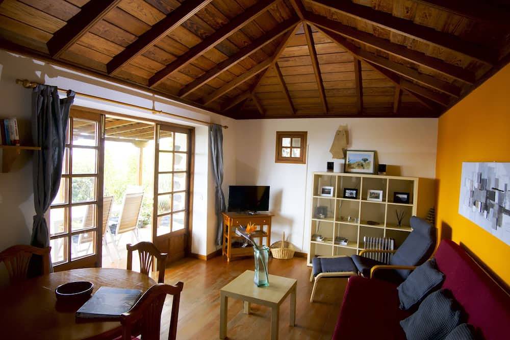 Gemütliches kanarisches Landhaus mit Blick auf Meer, Sonnenuntergang & Sterne in Tajuya, Los Llanos de Aridane